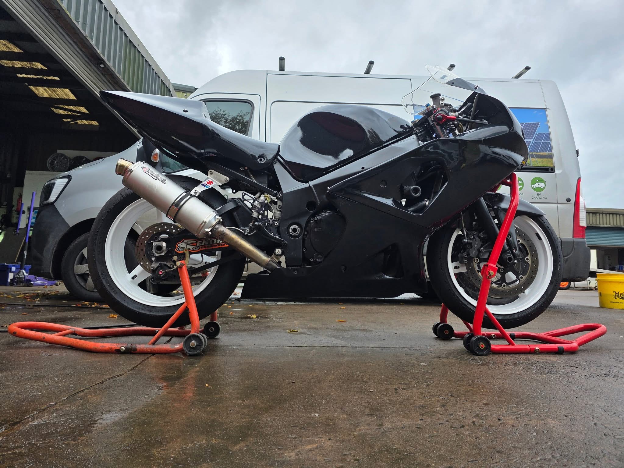 GSXR 600 K1