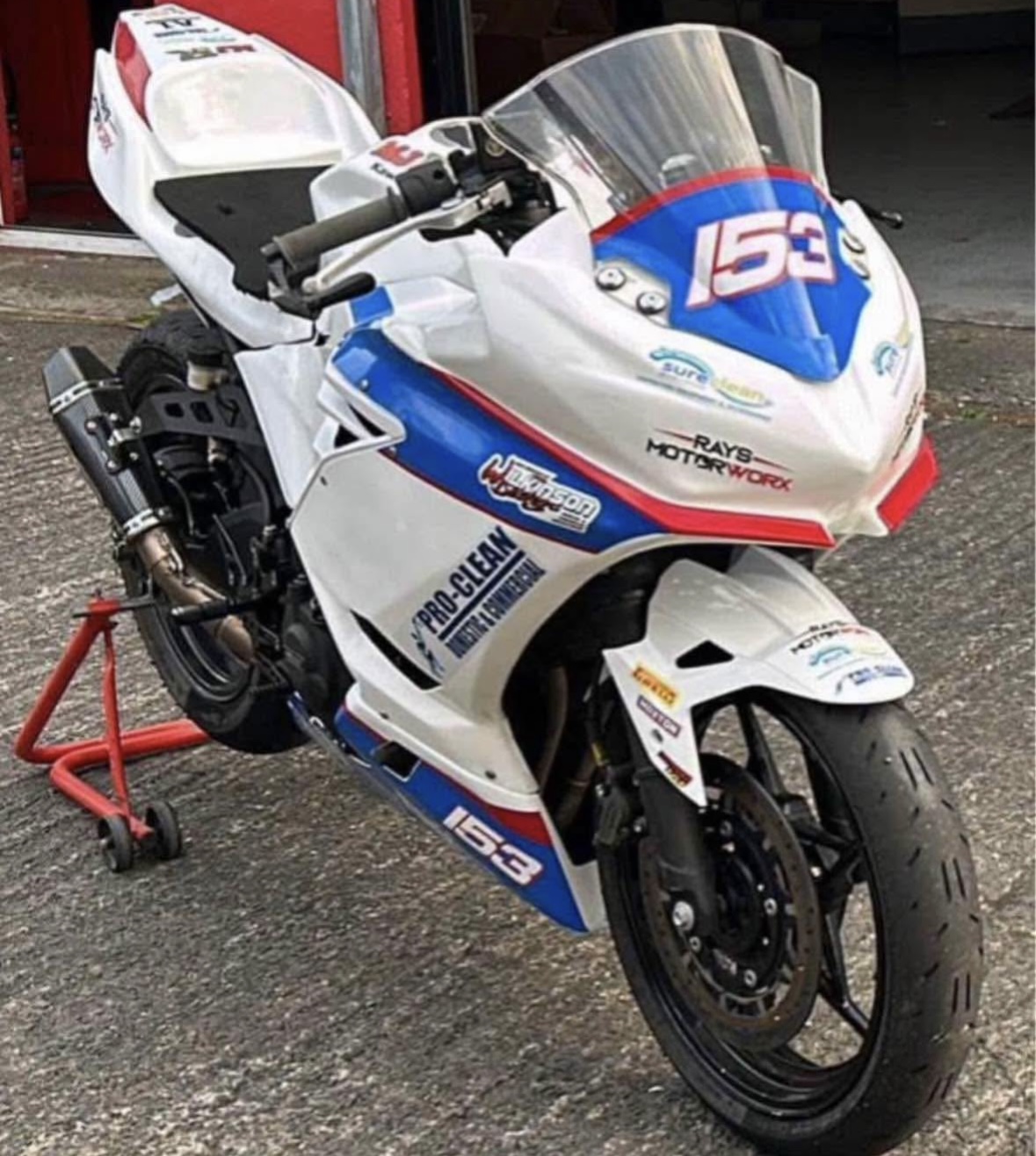 Ninja 400